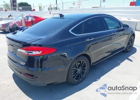 2020 Ford Fusion Hybrid Titanium z USA, uszkodzony, nr VIN 3FA6P0RU7LR113899